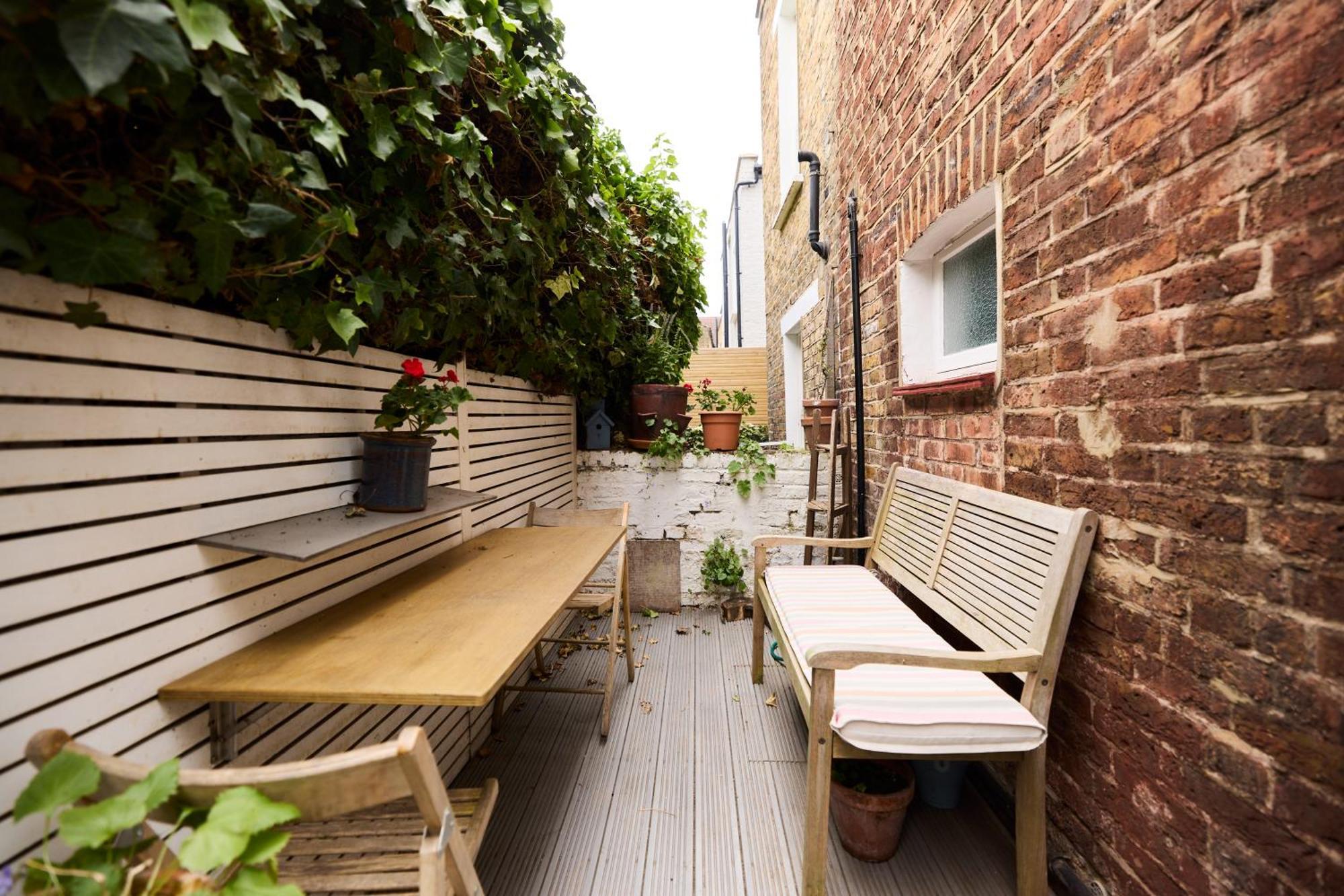 Апартаменти The Fulham Hideout - Modish 2Bdr Flat With Patio Лондон Екстер'єр фото